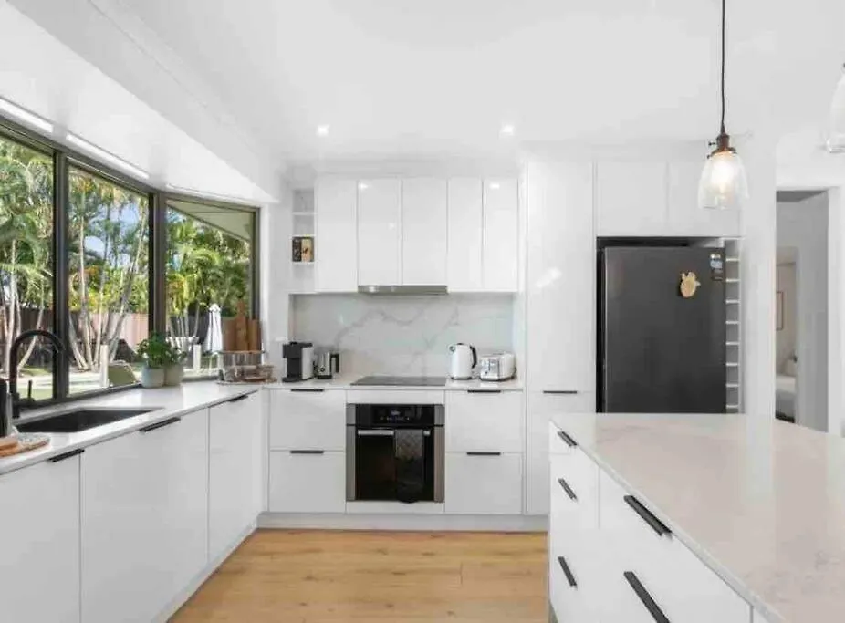 Holiday home Modern Beach Home With Large Private Gardens Sunrise Beach Australia